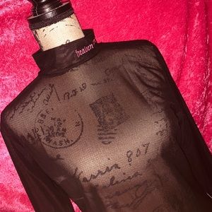 💞FOREVER 21 MESH TURTLE NECK💕